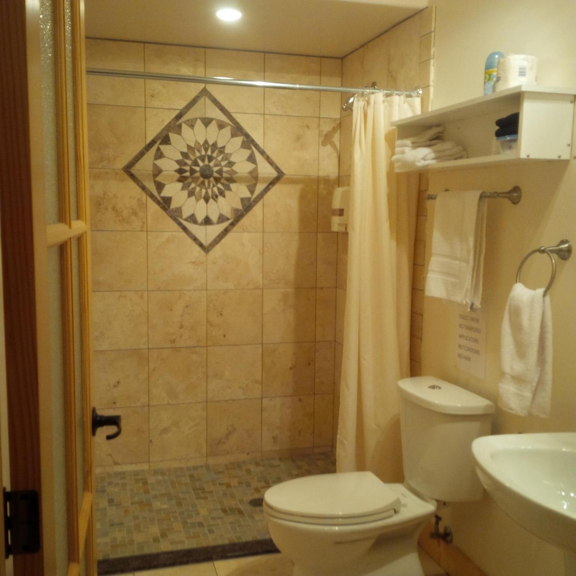 Lionheart Guest House ليونز هيد المظهر الخارجي الصورة